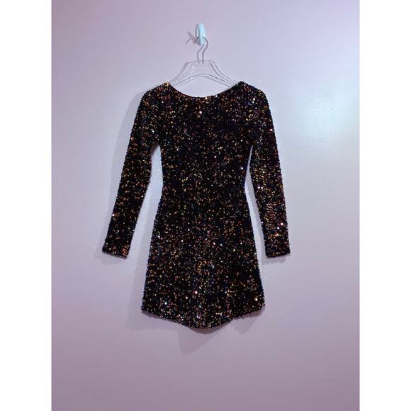 Selfie Leslie Demure Long Sleeve Open Back Dress Sequin Navy Multi Size XS - Picture 2 of 13
